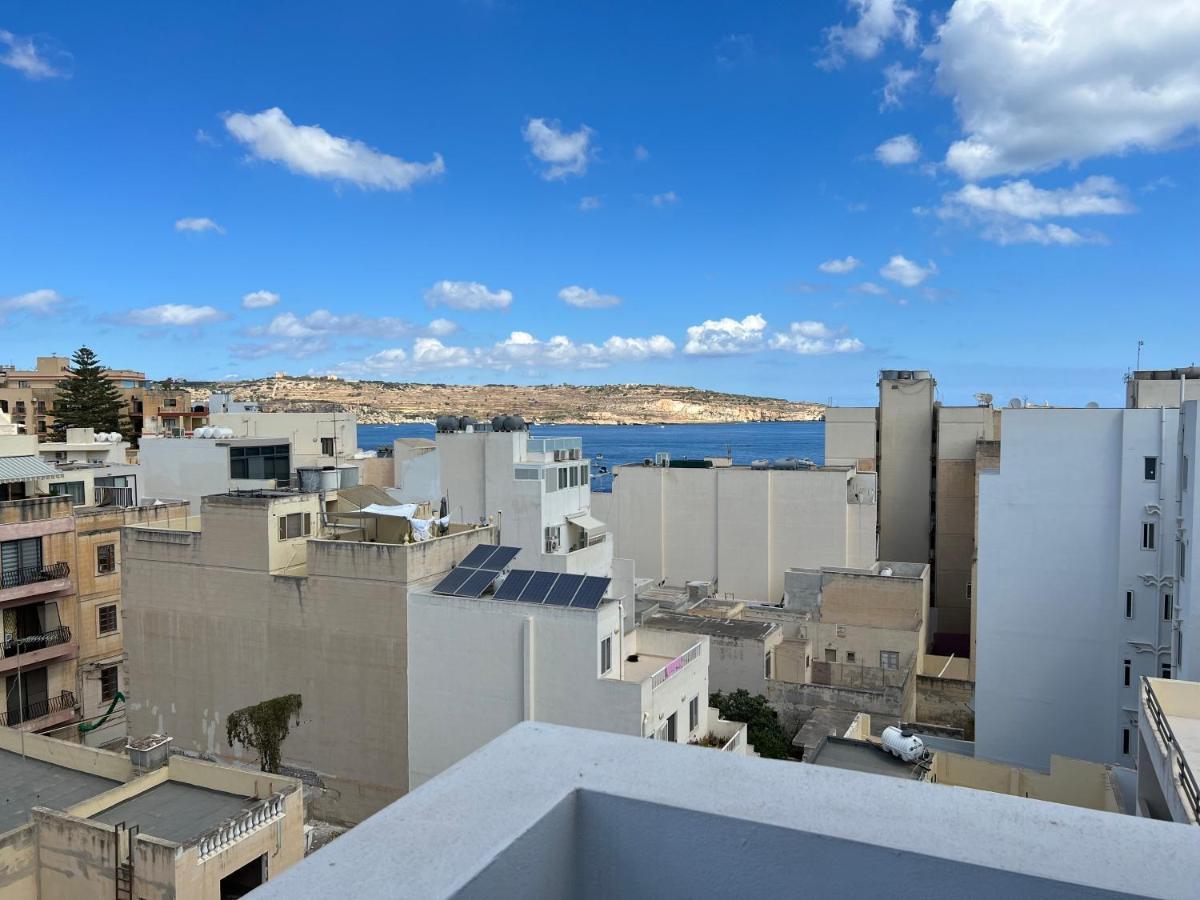 Cosy & Modern Top Floor 1-Bedroom Apartment St. Paul's Bay Exterior photo